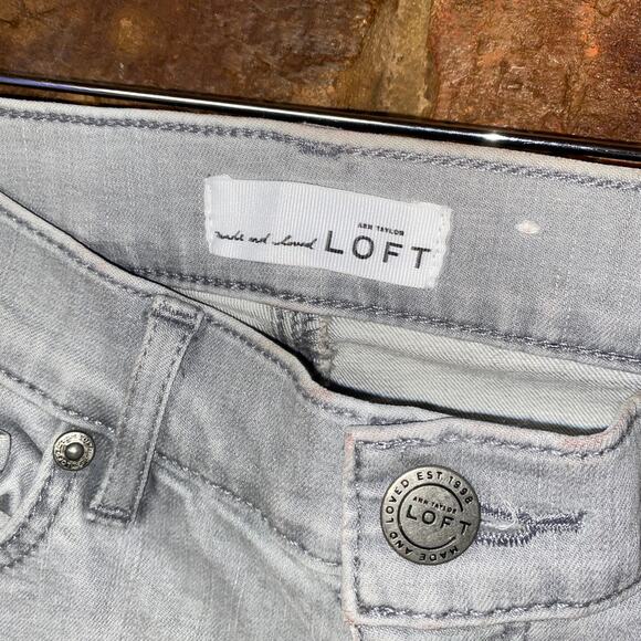 Ann Taylor LOFT Gray Wash Denim Modern Skinny Jeans Women's Size 24/00 - Picture 4 of 7